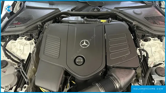 MERCEDES E-CLASS E300 4MATIC AMG LINE