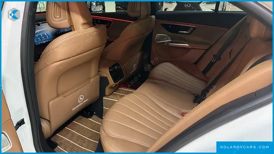 MERCEDES E-CLASS E300 4MATIC AMG LINE