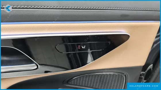 MERCEDES E-CLASS E200 AVANTGARDE