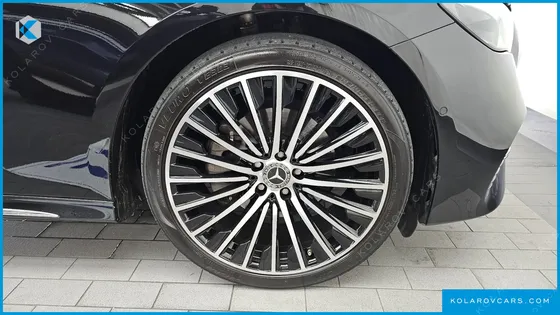 MERCEDES E-CLASS E220D 4MATIC EXCLUSIVE