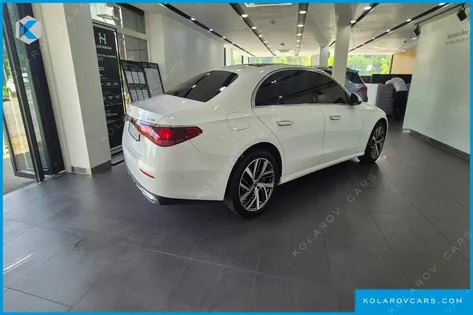 MERCEDES E-CLASS E220D 4MATIC EXCLUSIVE