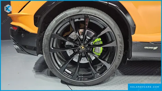 LAMBORGHINI URUS 4.0 V8 S