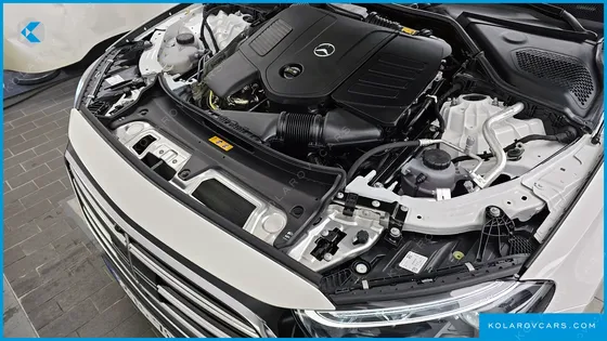 MERCEDES E-CLASS E300 4MATIC EXCLUSIVE