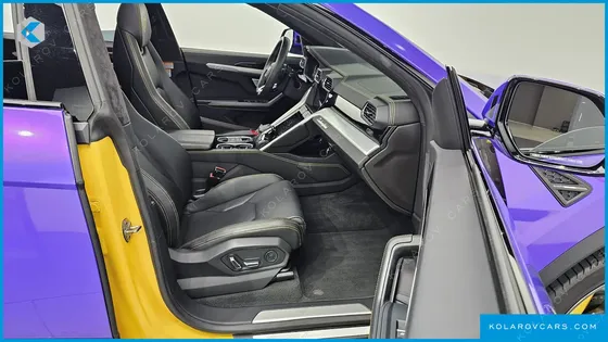 LAMBORGHINI URUS 4.0 V8