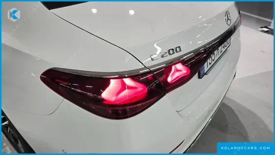 MERCEDES E-CLASS E200 AMG LINE