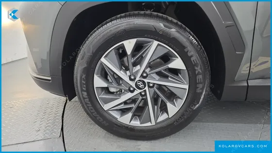 HYUNDAI TUCSON DIESEL 2.0 2WD