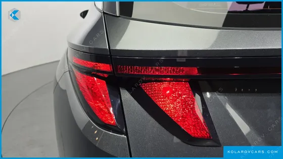 HYUNDAI TUCSON DIESEL 2.0 2WD