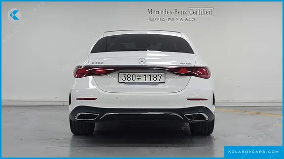 MERCEDES E-CLASS E300 4MATIC AMG LINE