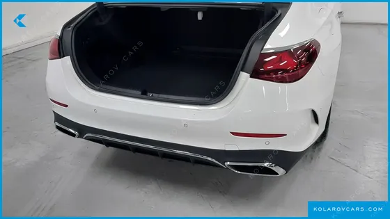 MERCEDES E-CLASS E300 4MATIC AMG LINE
