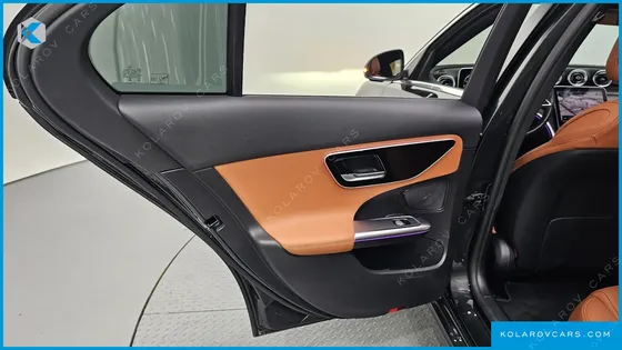 MERCEDES C-CLASS C300 4MATIC AVANTGARDE