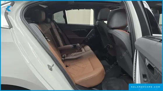 BMW 5 SERIES 530I XDRIVE