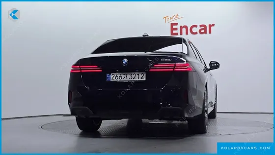 BMW 5 SERIES 520I M SPORT