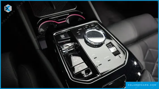 BMW 5 SERIES 530E M SPORT