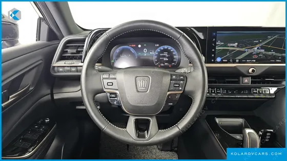 TOYOTA CROWN 2.5 4WD HYBRID