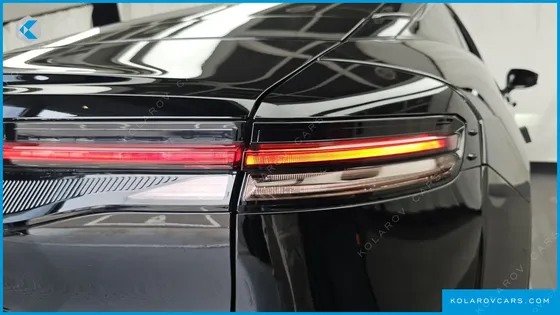 TOYOTA CROWN 2.5 4WD HYBRID