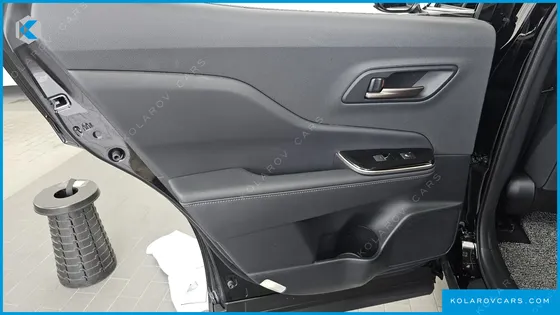 TOYOTA CROWN 2.5 4WD HYBRID