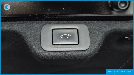 TOYOTA CROWN 2.5 4WD HYBRID