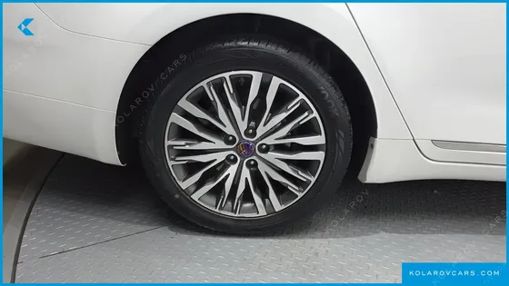 KIA K7 3.0 LPI TRENDY(RENTED CAR)