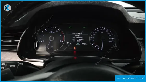 KIA K7 3.0 LPI TRENDY(RENTED CAR)
