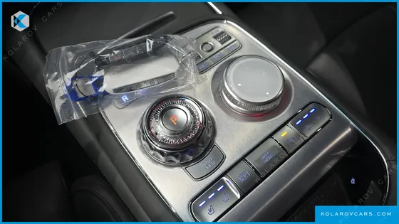 GENESIS G90 GASOLINE 3.5 TURBO 2WD