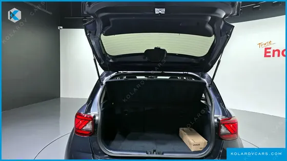 HYUNDAI VENUE 1.6 MODERN PLUS