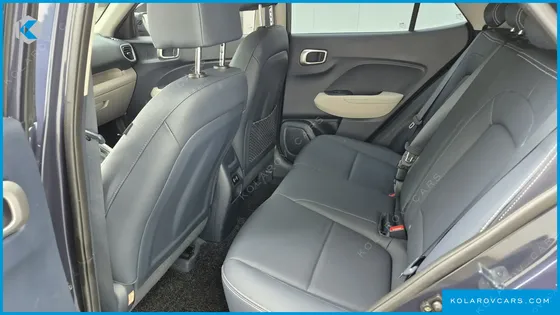 HYUNDAI VENUE 1,6 PREMIUM