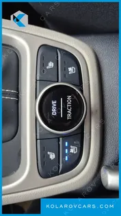HYUNDAI VENUE 1,6 PREMIUM