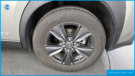 LEXUS UX 2.0 2WD