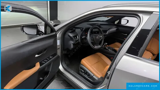 LEXUS UX 2.0 2WD
