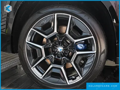 BMW XM 4.4