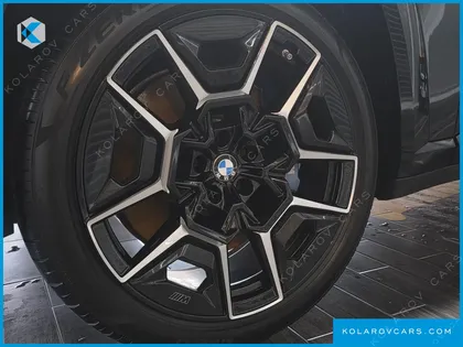 BMW XM 4.4