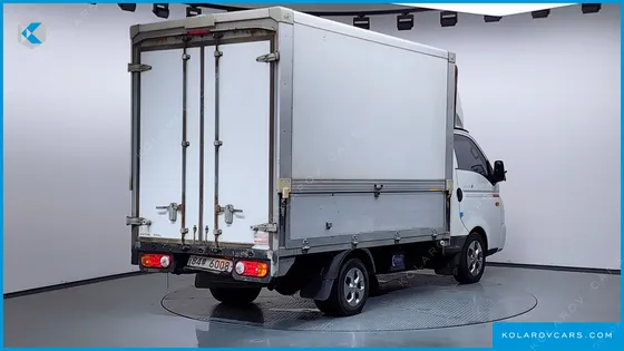 HYUNDAI PORTER II STANDARD CAP CRDI