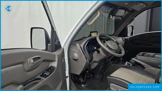 HYUNDAI PORTER II STANDARD CABIN LPG
