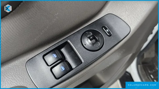 HYUNDAI PORTER II STANDARD CABIN LPG
