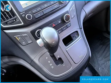 HYUNDAI GRAND STAREX NONE