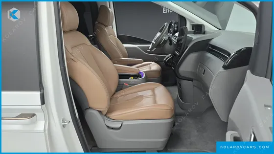 HYUNDAI STARIA 2WD CAMPING CAR