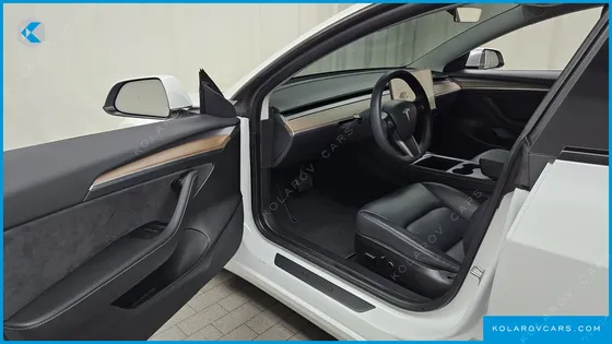 TESLA MODEL 3 LONG RANGE AWD