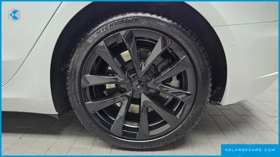 TESLA MODEL 3 LONG RANGE AWD