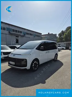 HYUNDAI STARIA HEV 1.6 LOUNGE 9-SEATER