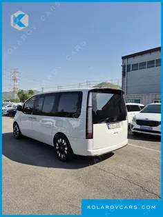 HYUNDAI STARIA HEV 1.6 LOUNGE 9-SEATER