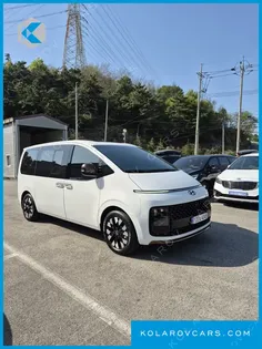 HYUNDAI STARIA HEV 1.6 LOUNGE 9-SEATER