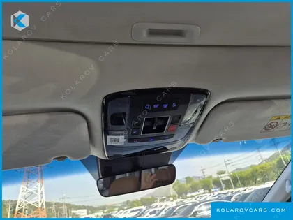 HYUNDAI STARIA HEV 1.6 LOUNGE 9-SEATER