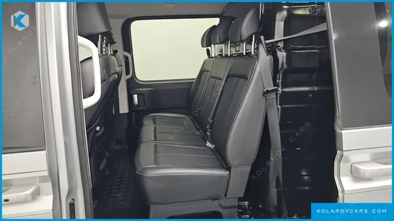 HYUNDAI STARIA CARGO 5-SEATER