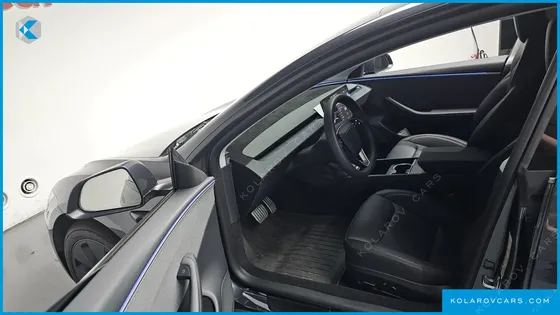 TESLA MODEL 3 RWD