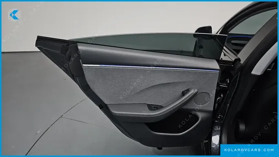 TESLA MODEL 3 RWD