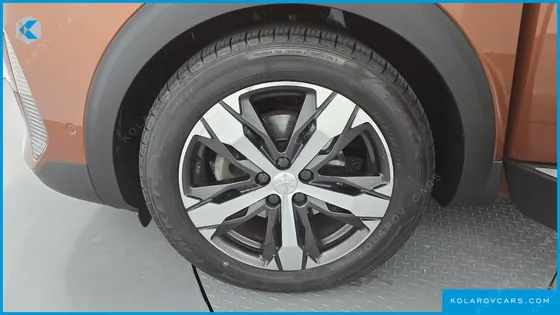 PEUGEOT 5008 1.5 BLUEHDI GT