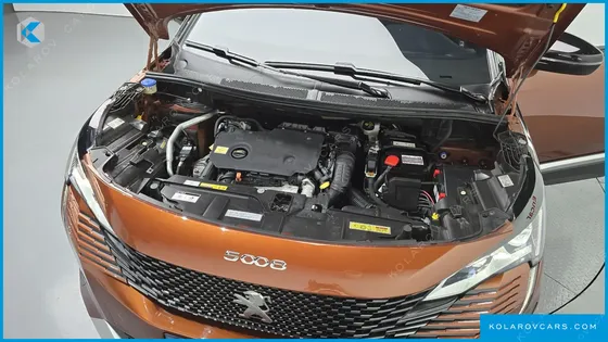 PEUGEOT 5008 1.5 BLUEHDI GT