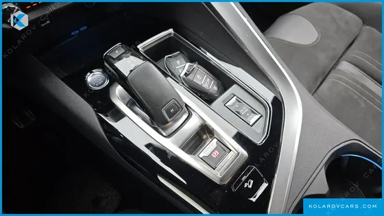 PEUGEOT 5008 1.5 BLUEHDI GT