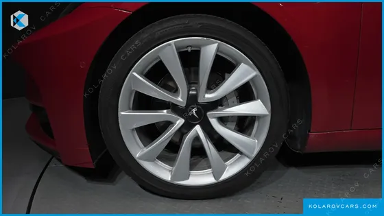TESLA MODEL 3 LONG RANGE AWD