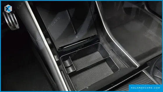 TESLA MODEL 3 STANDARD RANGE PLUE RWD